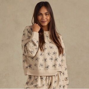 Rylee and Cru Floral Crewneck